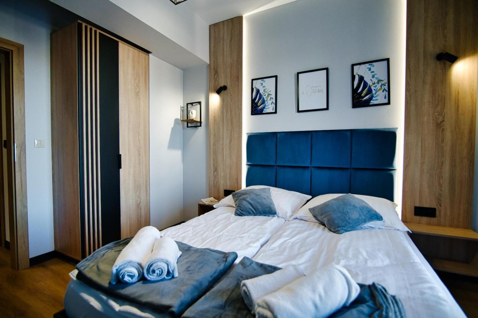 Apartment No 61 Blue Zator